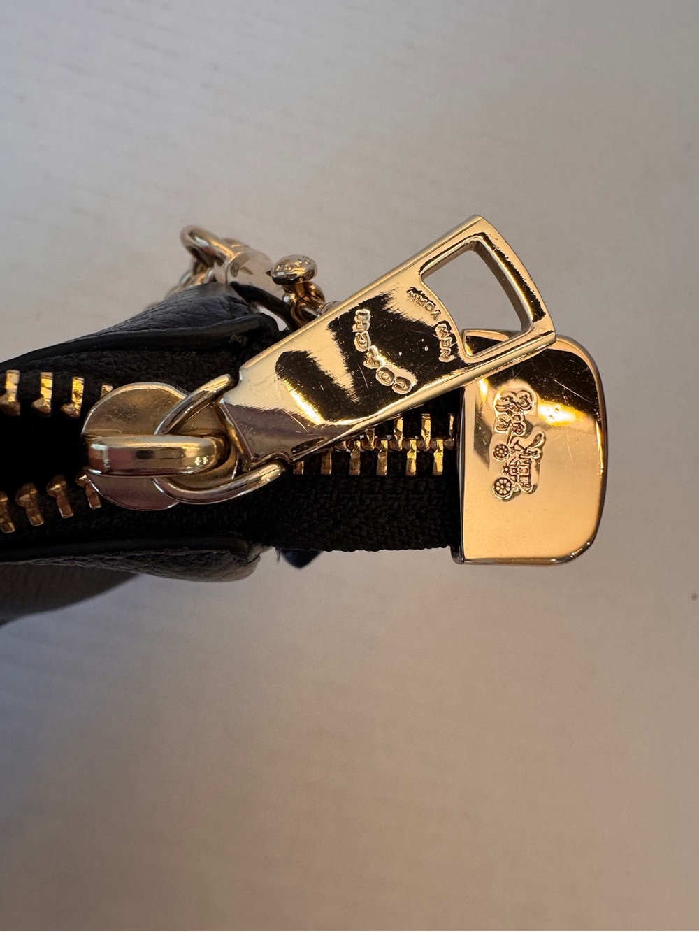Coach Carrie Black Pebbled Leather Cross Body w/gold Chain Handle & Strap F36666 - Picture 5 of 12